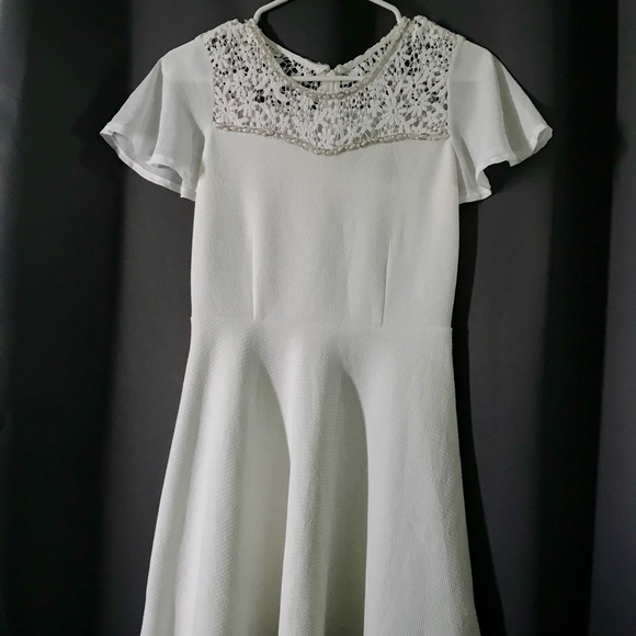 White mini Dress - Picture 2 of 8